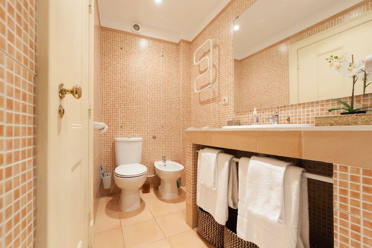 2 Bedroom Apartment With Patio Next To Avenida Da Liberdade Lizbona Zewnętrze zdjęcie