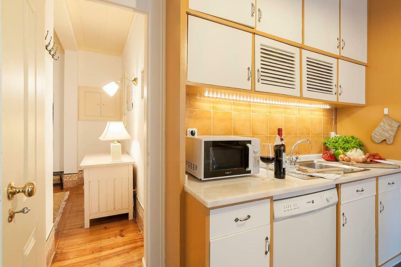 2 Bedroom Apartment With Patio Next To Avenida Da Liberdade Lizbona Zewnętrze zdjęcie